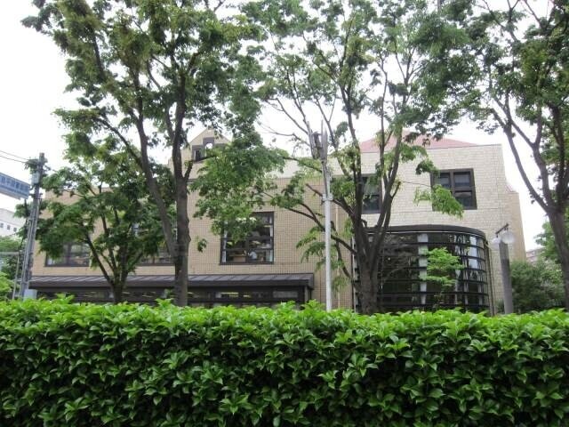 図書館　板橋区立高島平図書館（図書館）まで1095m