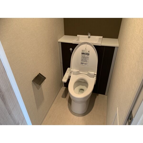 トイレ　別室の参考写真です。※現況優先