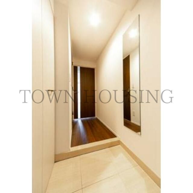 玄関　お部屋探しは株式会社　タウンハウジング　までお気軽にお問合…