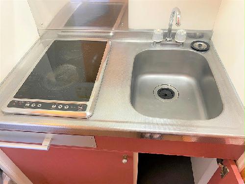 キッチン　設備・仕様は号室により異なる為、現況を優先致します。