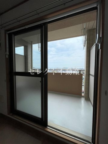 バルコニー　【八反丸ビルII】陽当たり良好なバルコニーです