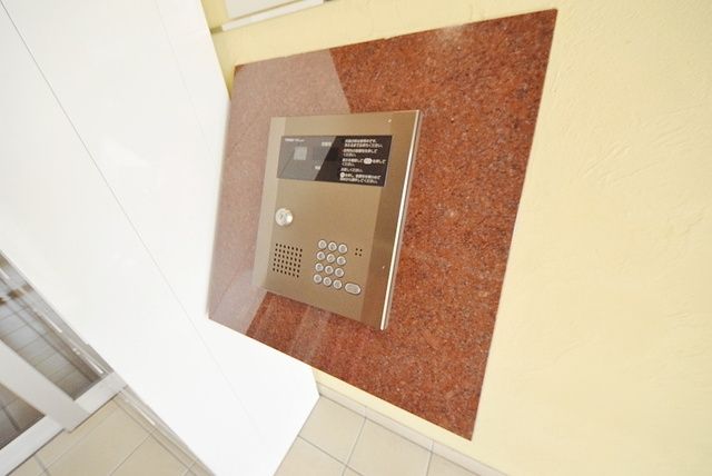 セキュリティ　★オートロック完備★