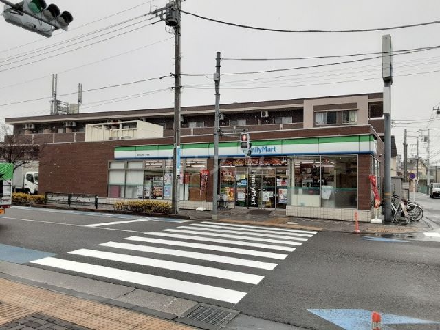 コンビニ　ファミリーマート 調布仙川町一丁目店（コンビニ）まで164m