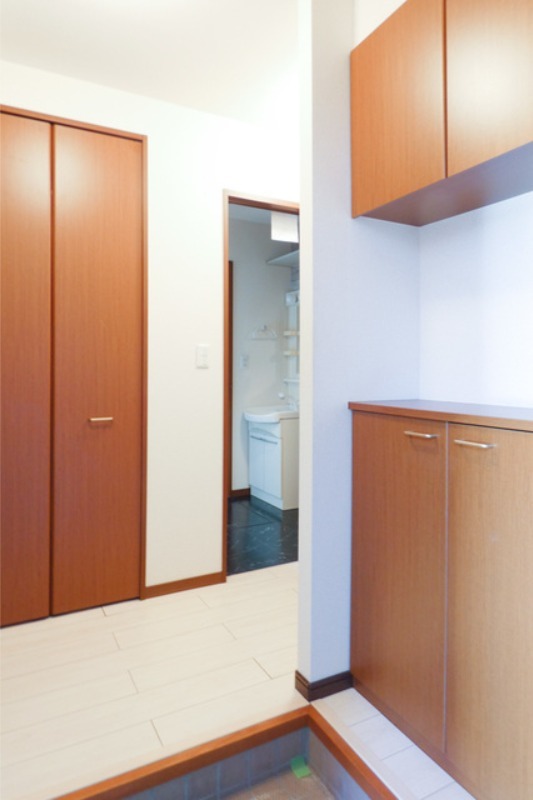 玄関　図面と現状に相違がある場合には現状を優先