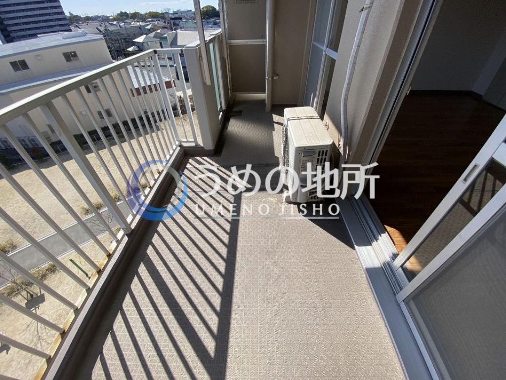 バルコニー　ベランダ