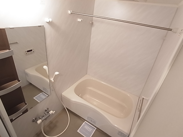 バス・シャワールーム　浴室暖房乾燥機付き