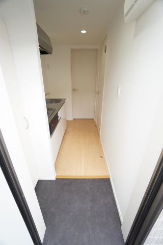 玄関　※同タイプの写真です。