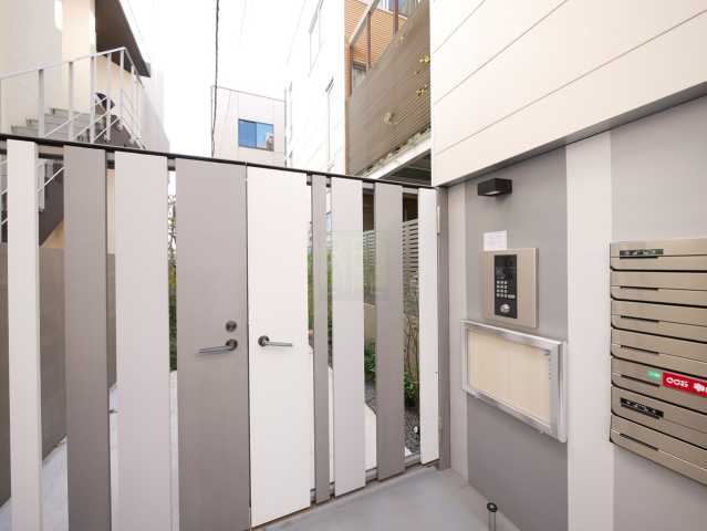 玄関　駒込テラスの玄関