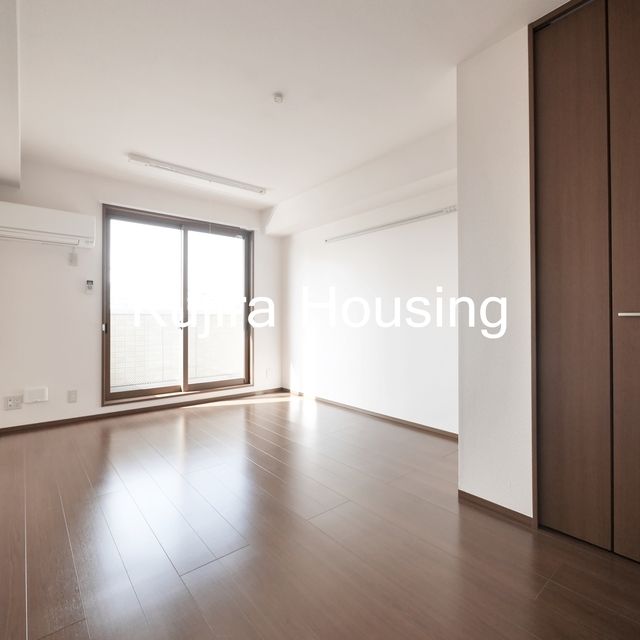 居室・リビング　洋室です★