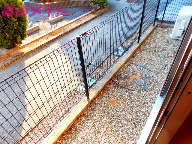 バルコニー　バルコニー