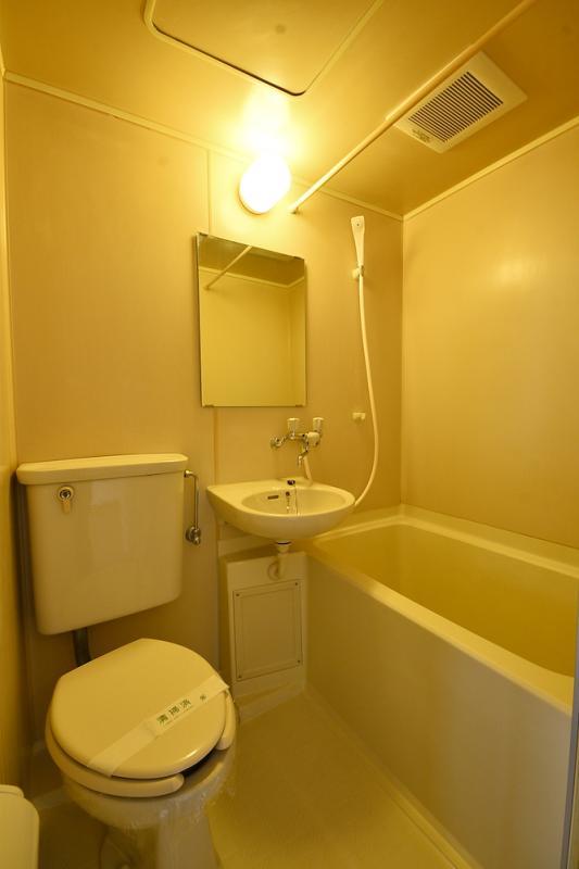 バス・シャワールーム　バス