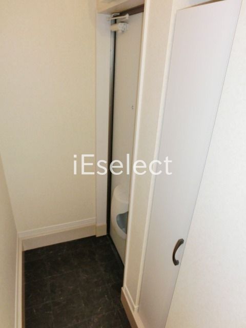 玄関　シューズBOX付です。