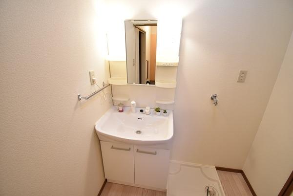 洗面設備　※同物件別室※