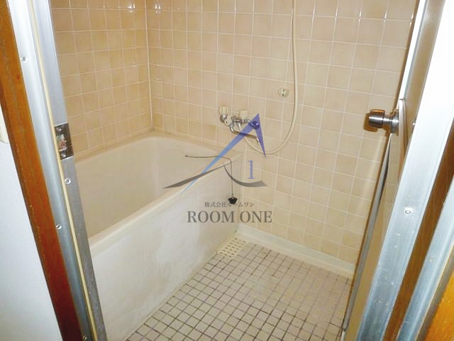 バス・シャワールーム　お風呂です。