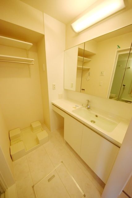 洗面設備　★こんな綺麗な洗面所なら朝からテンション上がりますね★