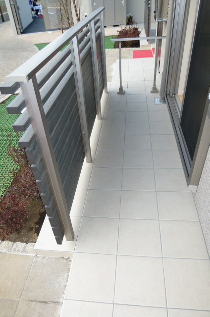 バルコニー　★南向きテラス★