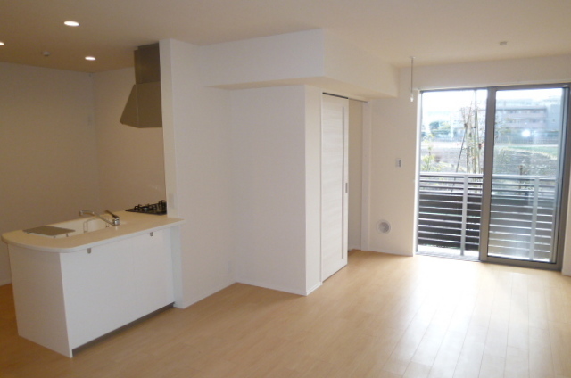 居室・リビング　★南向きの明るいリビング★