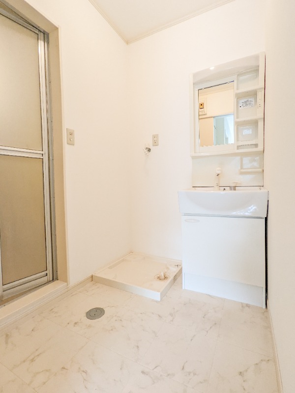 洗面設備　図面と現状に相違がある場合には現状を優先