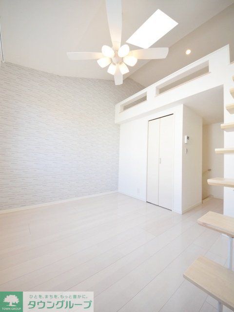 居室・リビング　お問合せはタウンハウジングまで！※現地待合わせ相談可能