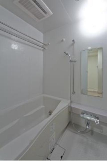 バス・シャワールーム　※写真は同タイプ住戸です。