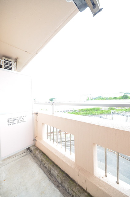 バルコニー　★陽のあたる、明るいバルコニー★