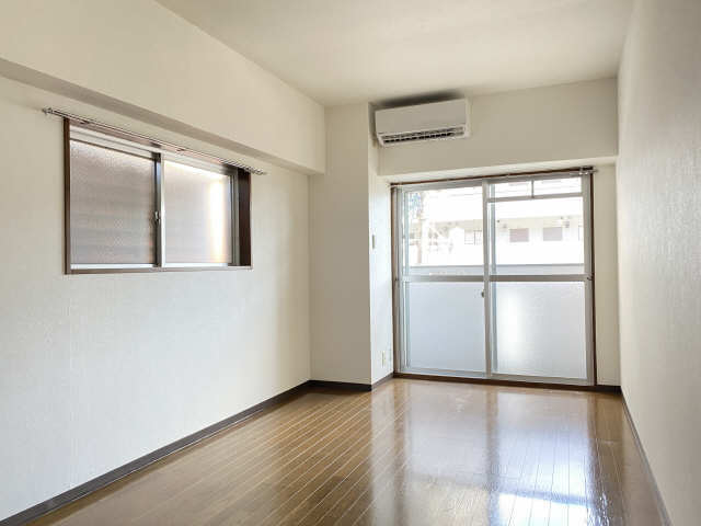 居室・リビング　他号室のためイメージ写真。