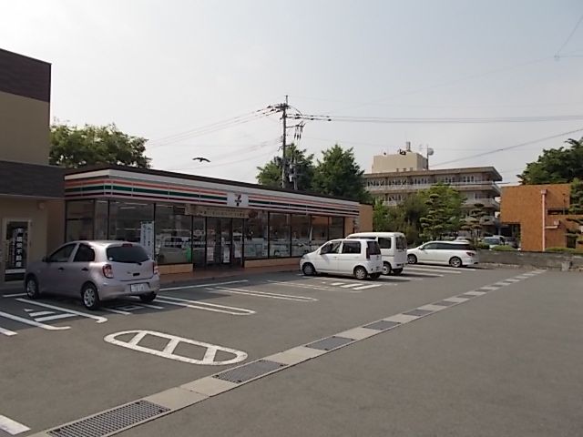 コンビニ　セブンイレブン　玉名駅東店（コンビニ）まで700m