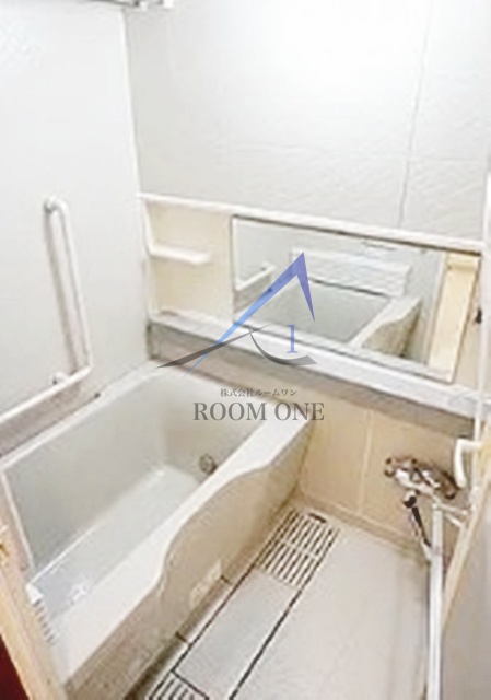 バス・シャワールーム　お風呂です。