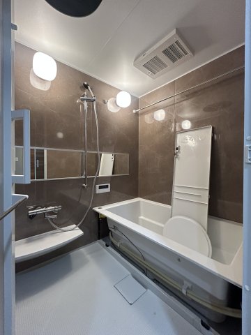バス・シャワールーム　リビエナ　グラン　新梅田　風呂
