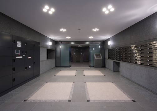 ロビー　落ち着いたロビーです