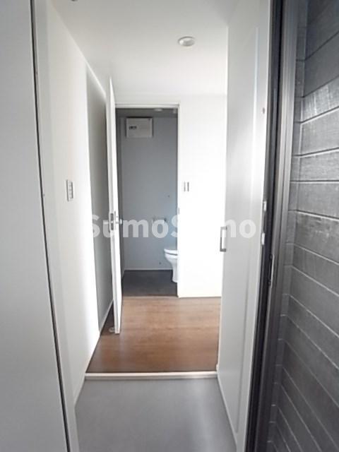 玄関　収納もある玄関です