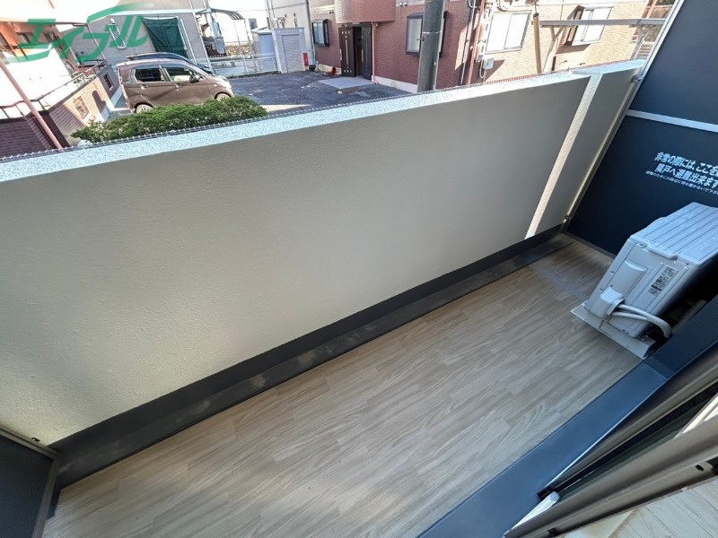 バルコニー　同型参考写真