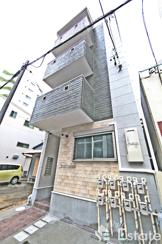 建物外観　外観　デザイナーズ　オートロック付き