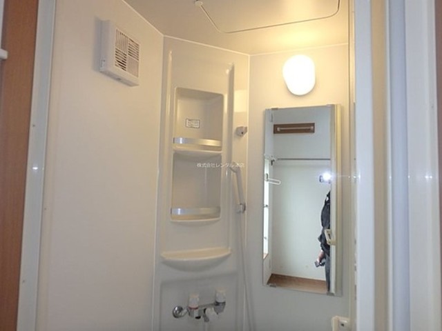 バス・シャワールーム　シャワールーム