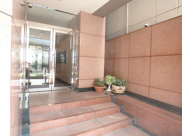 エントランス　エントランス