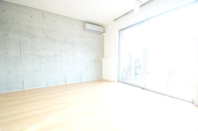 居室・リビング　8.4帖のゆったり居室