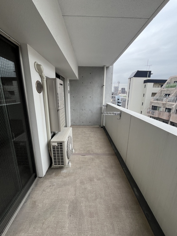 バルコニー　現況優先
