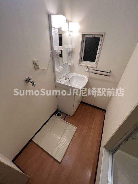 洗面設備　落ち着いたトイレです