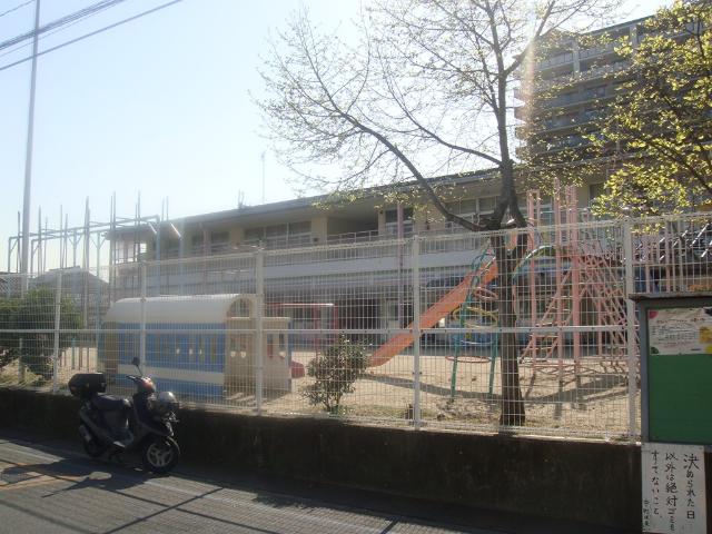 その他　幼稚園（その他）まで200m