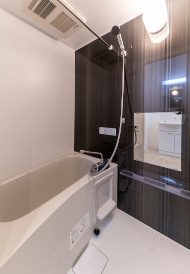 バス・シャワールーム　☆ゆったりくつろげるお風呂☆