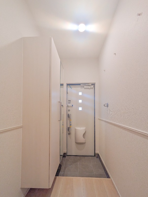 玄関　図面と現状に相違がある場合には現状を優先