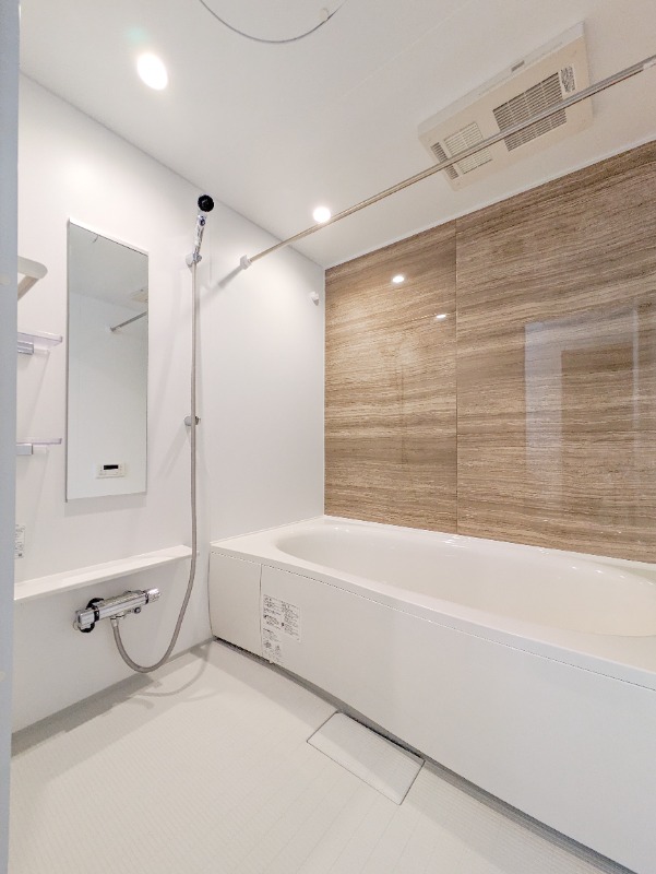 バス・シャワールーム　図面と現状に相違がある場合には現状を優先