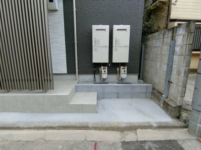 エントランス　清潔なエントランスです