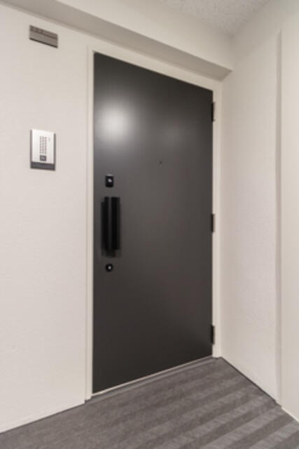 玄関　※写真は同タイプ住戸です。