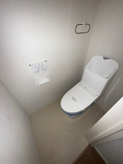 トイレ　※別部屋の写真です