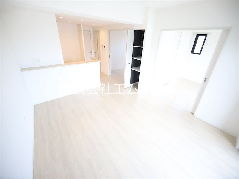 居室・リビング　LDK11.2帖　カウンターキッチン