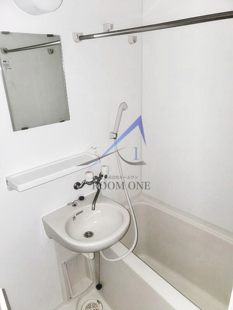 バス・シャワールーム　お風呂です。