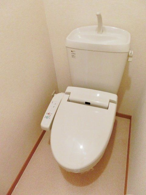 トイレ　トイレ