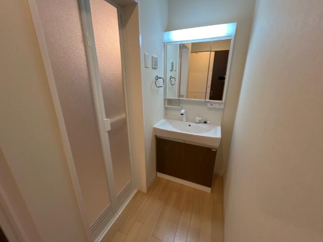 洗面設備　洗髪洗面化粧台（イメージ）