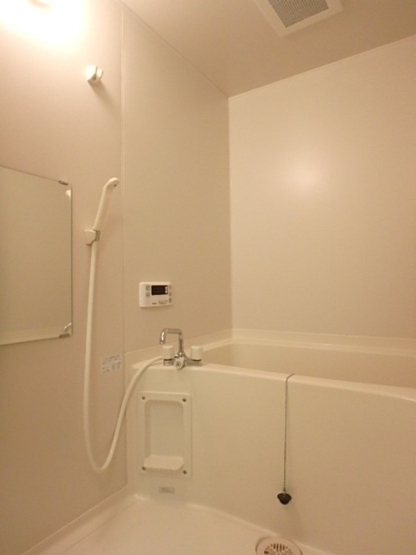 バス・シャワールーム　図面と現状に相違がある場合には現状を優先